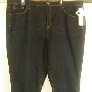 🎉2/$35 Mossimo curvy fit bootcut jeans sz 18